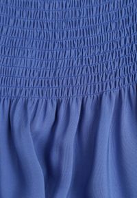 Renee - Niebieska Letnia Sukienka z Bawełny o Fasonie Hiszpanki z Rozkloszowanymi Falbanami Lorania. Okazja: na co dzień. Typ kołnierza: dekolt hiszpanka. Kolor: niebieski. Materiał: bawełna. Wzór: aplikacja. Sezon: lato. Styl: casual, elegancki #5