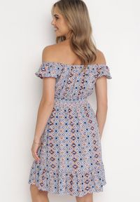Born2be - Niebieska Wiskozowa Mini Sukienka z Hiszpańskim Dekoltem Krala. Kolor: niebieski. Materiał: wiskoza. Wzór: aplikacja. Długość: mini #2