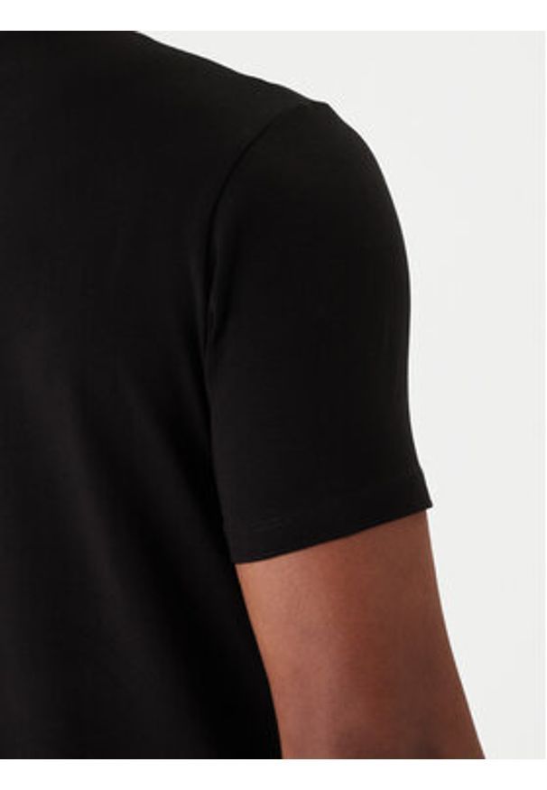 Karl Lagerfeld - KARL LAGERFELD T-Shirt 755402 554235 Czarny Slim Fit. Typ kołnierza: dekolt w karo. Kolor: czarny. Materiał: bawełna