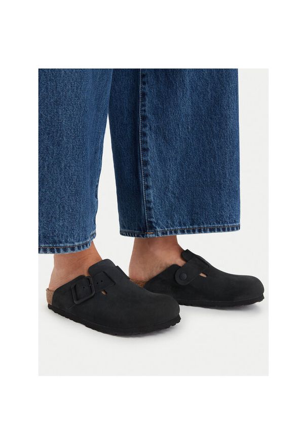 Klapki Birkenstock. Kolor: czarny