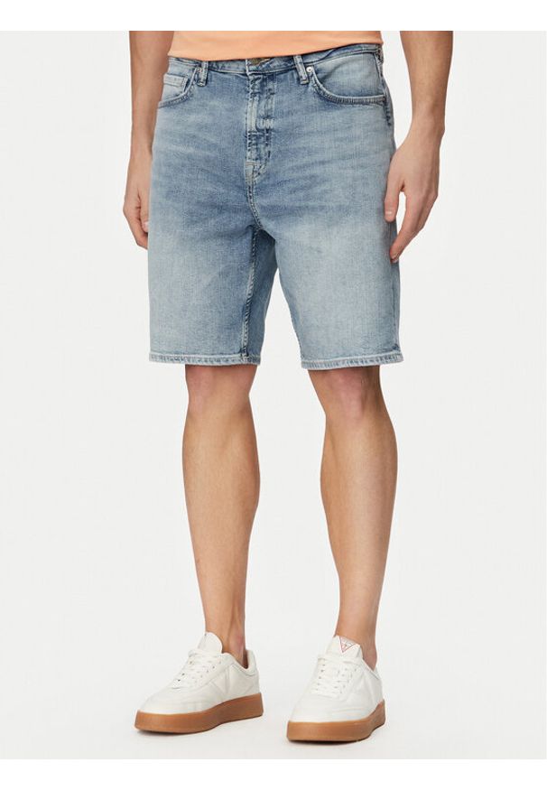 Guess Szorty jeansowe M6GD27 D0778 Niebieski jasny Regular Fit. Kolor: niebieski. Materiał: bawełna