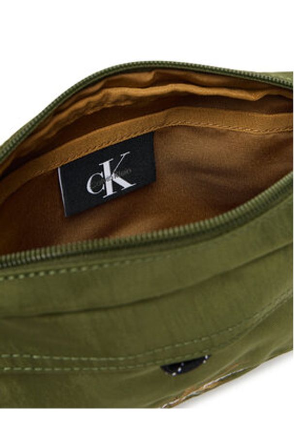 Calvin Klein Saszetka Bold Camera Bag LV04D3117G Zielony. Kolor: zielony. Materiał: materiał