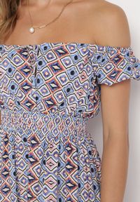 Born2be - Niebieska Wiskozowa Mini Sukienka z Hiszpańskim Dekoltem Krala. Kolor: niebieski. Materiał: wiskoza. Wzór: aplikacja. Długość: mini #5