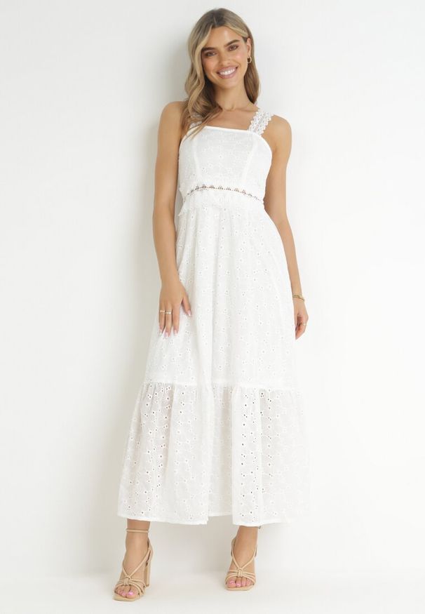 Born2be - Biała Rozkloszowana Sukienka Maxi z Haftowanej Tkaniny z Koronką Undine. Kolor: biały. Materiał: tkanina, koronka. Długość rękawa: na ramiączkach. Wzór: haft, koronka. Długość: maxi