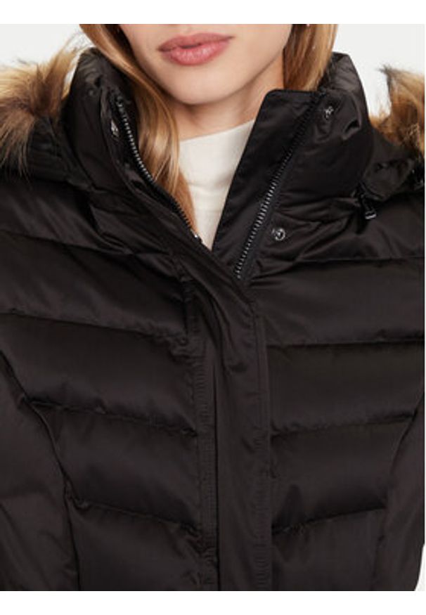 Guess Kurtka puchowa W5BL31 W2802 Czarny Regular Fit. Kolor: czarny. Materiał: syntetyk