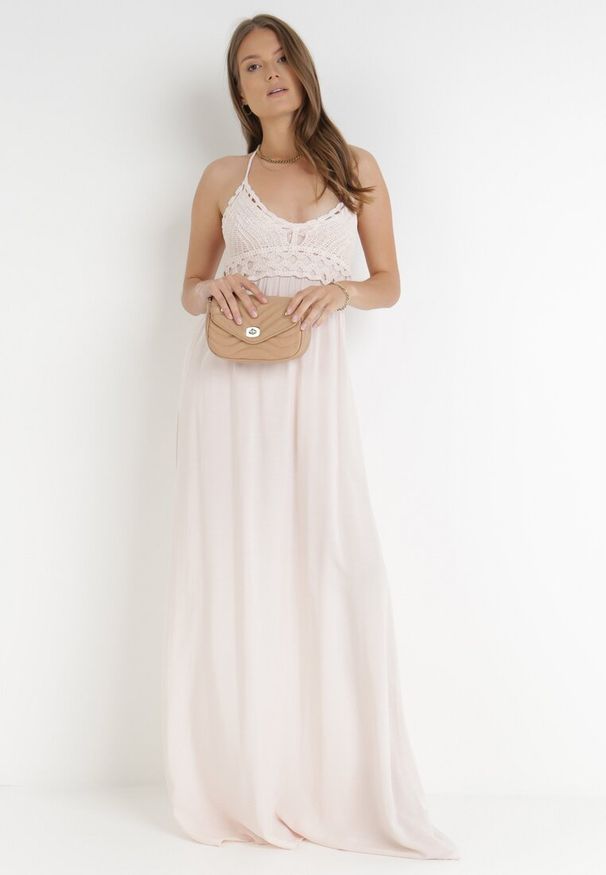 Born2be - Jasnoróżowa Sukienka Zerlaivo. Kolor: różowy. Materiał: bawełna, koronka. Wzór: aplikacja, koronka. Sezon: lato. Styl: boho. Długość: maxi