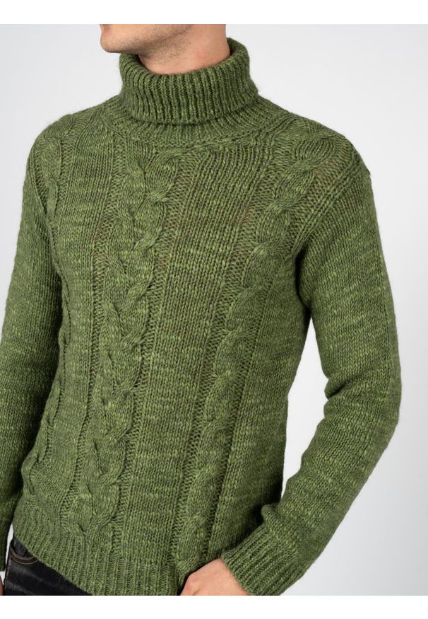 Xagon Sweter | A23081S1010B | Mężczyzna | Zielony. Okazja: na co dzień. Typ kołnierza: golf. Kolor: zielony. Materiał: wełna, wiskoza, akryl. Wzór: ze splotem. Styl: casual