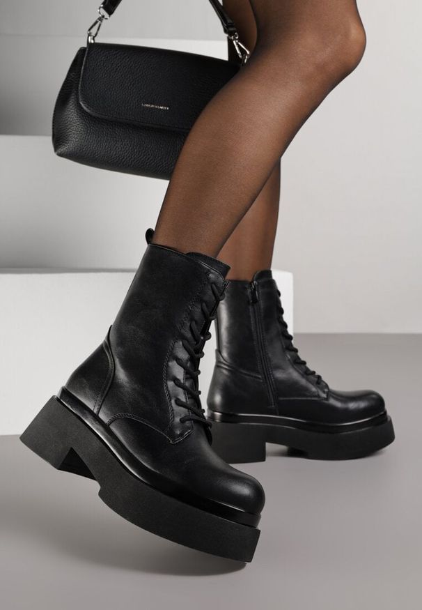 Renee - Czarne Botki Workery na Platformie Tusella. Okazja: na imprezę, na co dzień. Kolor: czarny. Materiał: jeans. Sezon: zima. Obcas: na platformie. Styl: casual