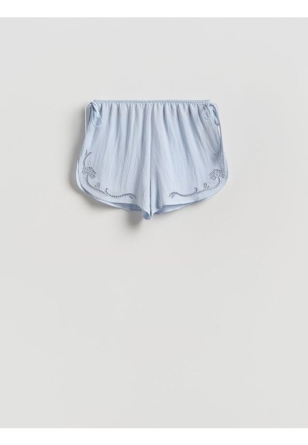 Reserved - Szorty plażowe z wiskozą - jasnoniebieski. Okazja: na plażę. Kolor: niebieski. Materiał: wiskoza