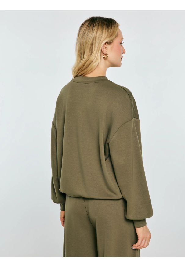 Big-Star - Bluza damska z wiskozy khaki Lunara 303. Kolor: zielony. Materiał: wiskoza. Styl: elegancki, klasyczny