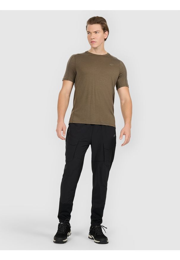 4f - 4F Koszulka trekkingowa z wełną merino męska - oliwkowa/khaki S. Okazja: na co dzień. Kolor: wielokolorowy, brązowy, oliwkowy. Materiał: wełna. Styl: casual