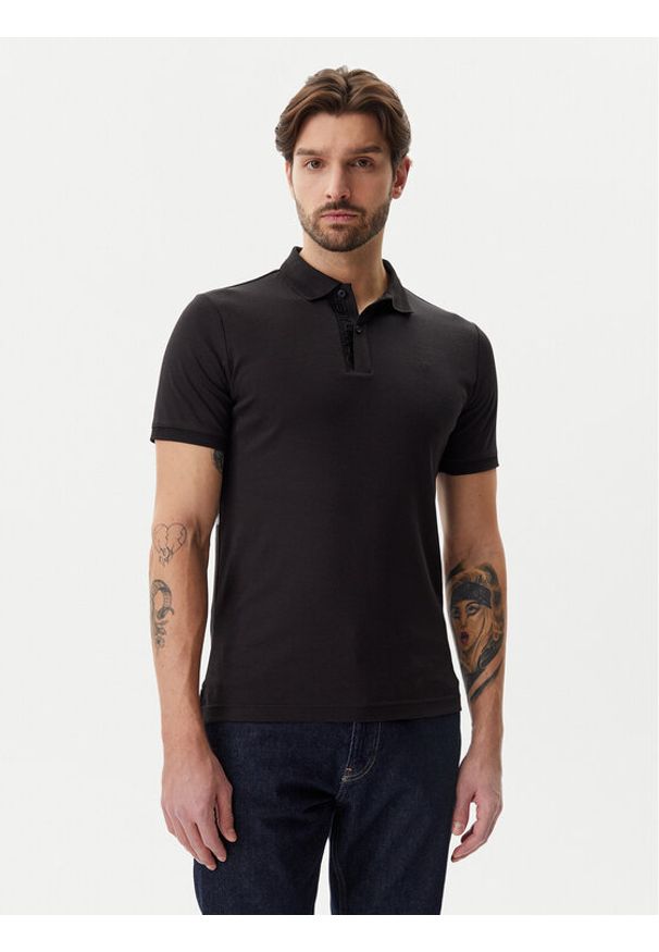 Calvin Klein Polo K10K114135 Czarny Regular Fit. Typ kołnierza: polo. Kolor: czarny. Materiał: bawełna