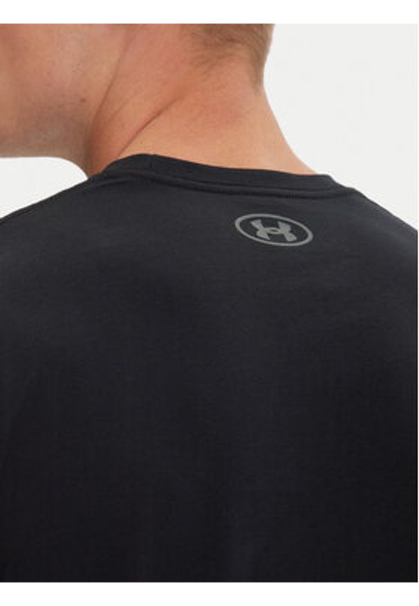 Under Armour T-Shirt Boxed Sports 1386793 Czarny Loose Fit. Kolor: czarny. Materiał: syntetyk, bawełna