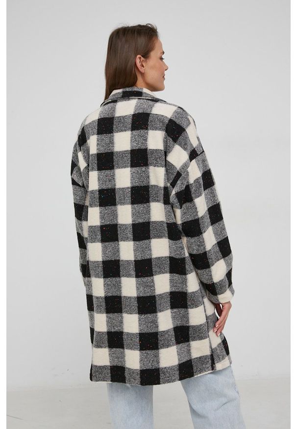 Answear Lab Płaszcz z wełną kolor czarny przejściowy oversize. Kolor: czarny. Materiał: wełna. Styl: wakacyjny