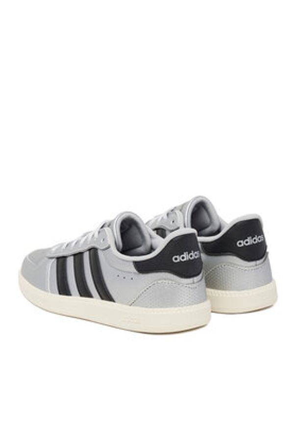 Adidas - adidas Sneakersy BREAKNET SLEEK JQ8263 Srebrny. Kolor: srebrny. Materiał: materiał