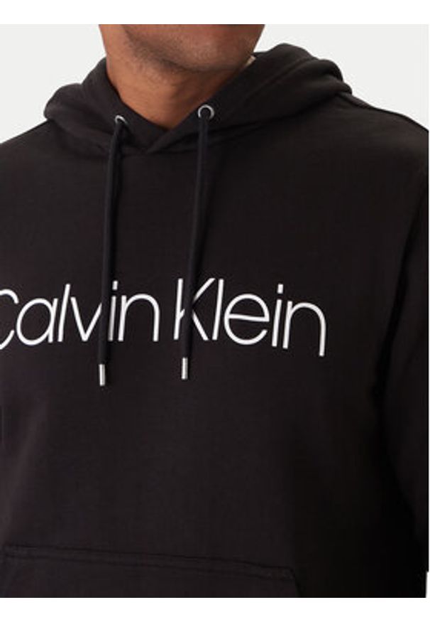 Calvin Klein Bluza Logo K10K104060 Czarny Regular Fit. Kolor: czarny. Materiał: bawełna