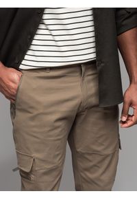 Ombre Clothing - Spodnie męskie cargo STRAIGHT LEG z kieszeniami zapinanymi na zamek – khaki V3 - Rozmiar: XXL. Kolor: brązowy. Materiał: bawełna, elastan, materiał. Styl: elegancki