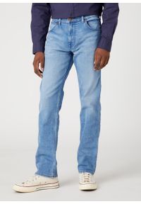 Męskie Spodnie Jeansowe Wrangler Greensboro Cool Twist W15QYLZ70 112330710, W36 L30. Okazja: na co dzień. Kolor: niebieski. Styl: klasyczny, casual #1