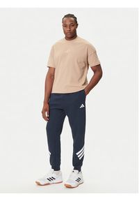 Adidas - adidas T-Shirt ALL SZN JX5083 Beżowy Loose Fit. Kolor: beżowy. Materiał: bawełna