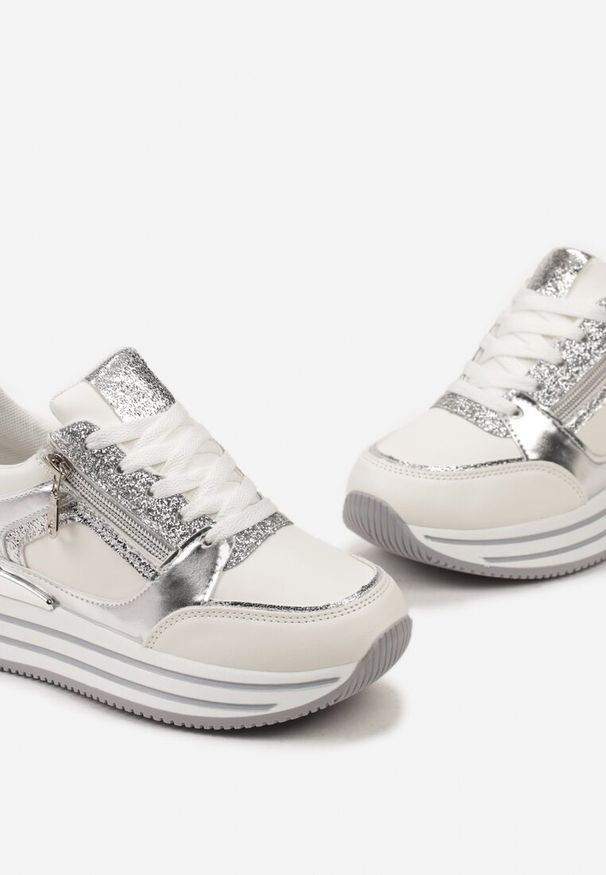 Renee - Srebrne Sneakersy z Metalicznymi Wstawkami i Brokatem na Grubej Podeszwie Anova. Kolor: biały. Materiał: skóra. Sezon: wiosna