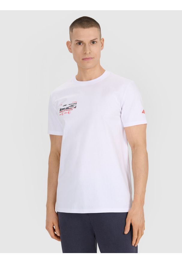 4f - 4F T-shirt regular z nadrukiem męski - biały XXL. Okazja: na co dzień. Kolor: biały. Materiał: bawełna, jersey, materiał. Długość rękawa: krótki rękaw. Długość: krótkie. Wzór: nadruk. Styl: sportowy, casual, elegancki, klasyczny