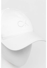 Calvin Klein czapka z daszkiem kolor biały gładka. Kolor: biały. Materiał: włókno, lyocell. Wzór: gładki #2