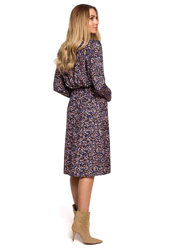MOE - Sukienka w stylu BOHO w kwiaty. Okazja: na co dzień. Materiał: tkanina, guma. Wzór: kwiaty. Typ sukienki: proste. Styl: boho. Długość: midi