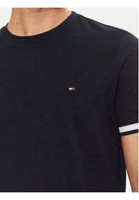TOMMY HILFIGER - Tommy Hilfiger T-Shirt Global Stripe MW0MW38078 Granatowy Regular Fit. Kolor: niebieski. Materiał: bawełna