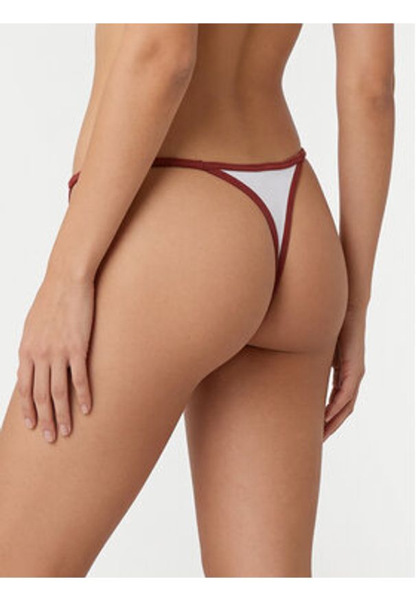 Calvin Klein Underwear Stringi LV00QF8892 Biały. Kolor: biały. Materiał: bawełna