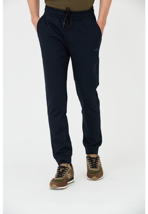 Aeronautica Militare - AERONAUTICA MILITARE Granatowe męskie spodnie dresowe, Rozmiar M. Kolor: niebieski. Materiał: dresówka