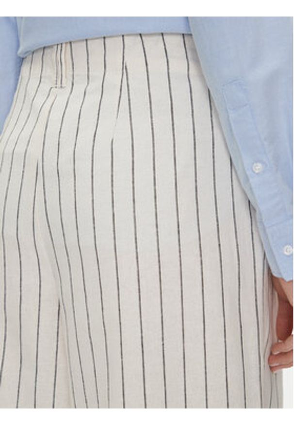 Pepe Jeans Spodnie materiałowe Herly PL211806 Beżowy Wide Leg. Kolor: beżowy. Materiał: bawełna