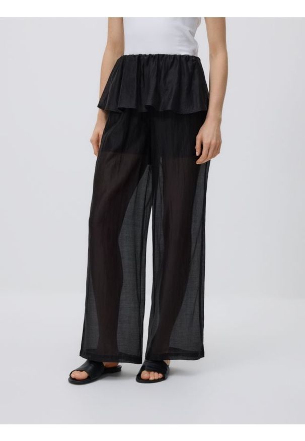 Reserved - Spodnie z lyocellem - czarny. Kolor: czarny. Materiał: tkanina