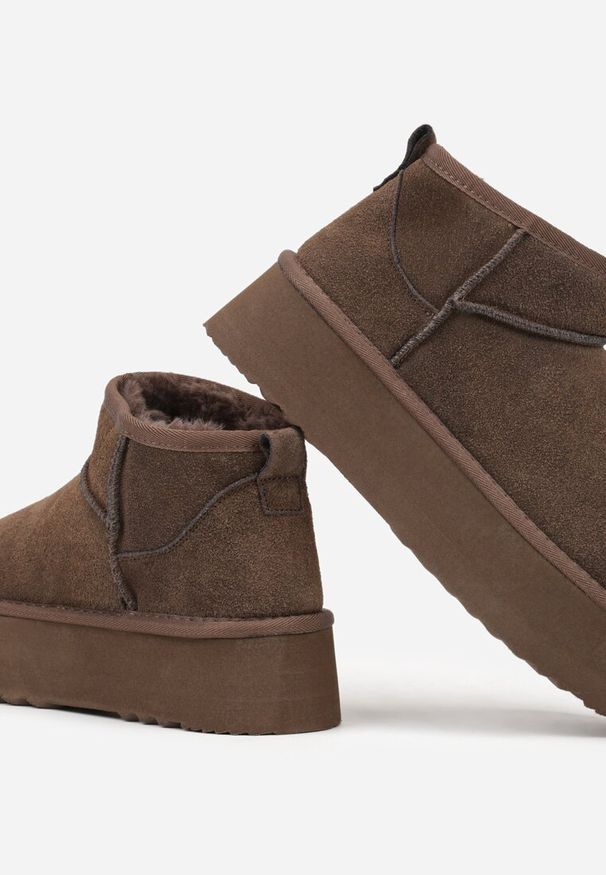 Born2be - Brązowe Wsuwane Śniegowce na Platformie z Cholewką z Zamszu Naturalnego Mevelessa. Zapięcie: bez zapięcia. Kolor: brązowy. Materiał: zamsz. Szerokość cholewki: normalna. Obcas: na platformie. Styl: elegancki