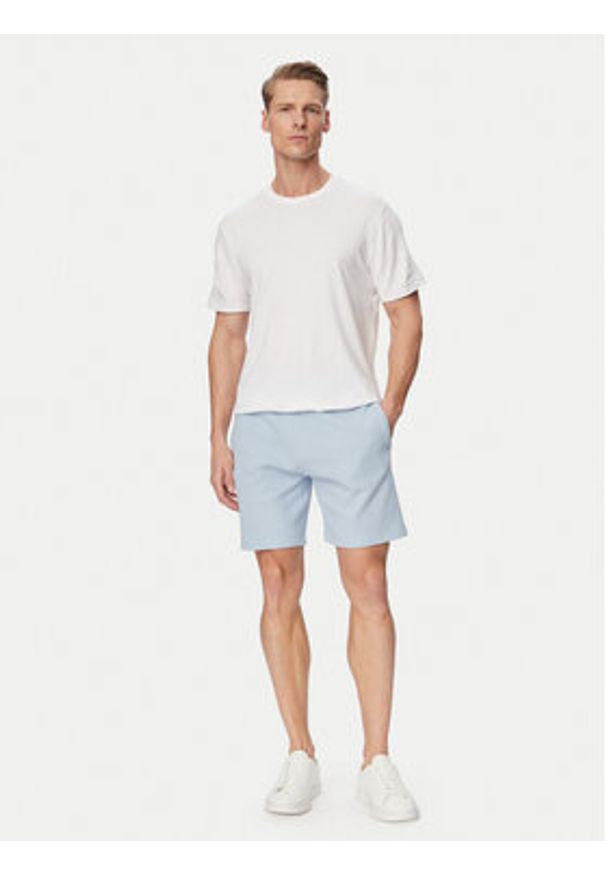 BOSS Szorty sportowe Structure 50540581 Niebieski jasny Regular Fit. Kolor: niebieski. Materiał: syntetyk. Styl: sportowy