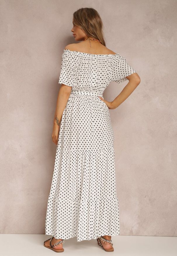 Renee - Biała Sukienka Kaliphanthe. Kolor: biały. Materiał: wiskoza, tkanina, materiał. Długość rękawa: krótki rękaw. Wzór: aplikacja. Długość: midi