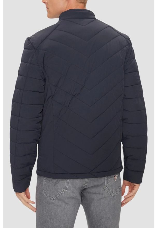 Guess - GUESS Granatowa męska kurtka Biker Jacket, Rozmiar M. Typ kołnierza: bez kaptura. Kolor: niebieski. Materiał: poliamid, syntetyk. Długość rękawa: długi rękaw. Długość: długie. Styl: wizytowy