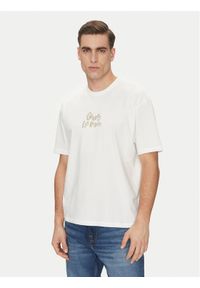 Guess T-Shirt 172901 Biały Classic Fit. Kolor: biały. Materiał: bawełna