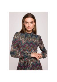 Stylove - Długa sukienka BOHO z falbankami i długim rękawem zielona. Okazja: do pracy, na imprezę. Typ kołnierza: kołnierz z falbankami. Kolor: zielony. Długość rękawa: długi rękaw. Styl: boho. Długość: maxi #2