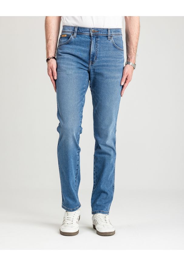 Wrangler - MESKIE SPODNIE WRANGLER TEXAS SLIM THE MARVERICK 112330696. Okazja: na co dzień. Styl: casual, klasyczny