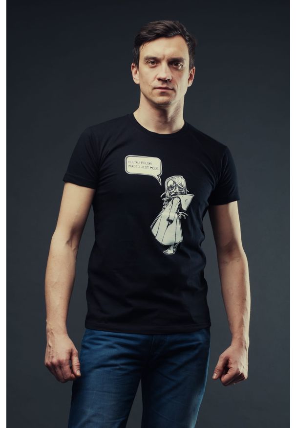 Czarny t-shirt Hultaj Polski w kolorowe wzory, na spacer