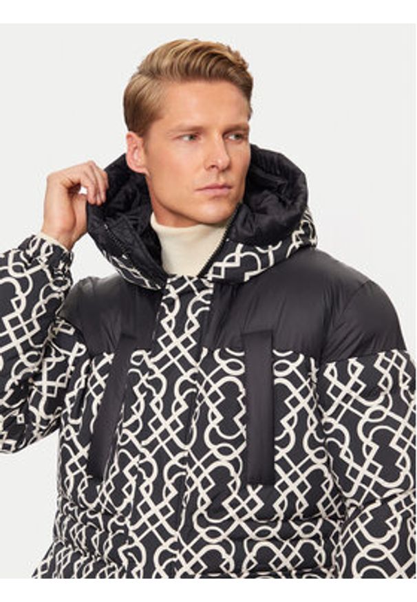 Baldessarini Kurtka zimowa B2 50100 4102 Czarny Regular Fit. Kolor: czarny. Materiał: syntetyk. Sezon: zima
