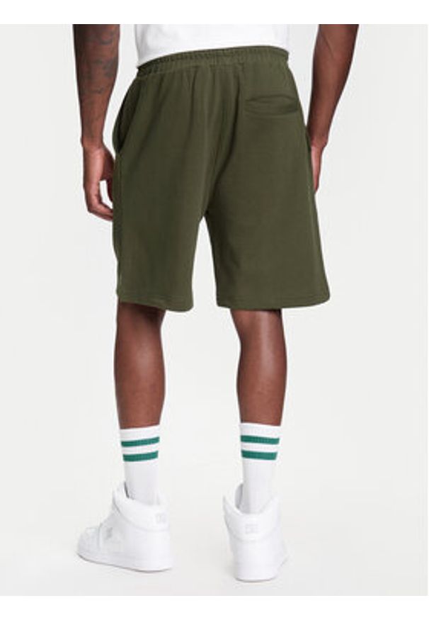 United Colors of Benetton - United Colors Of Benetton Szorty sportowe 342ZU900X Zielony Regular Fit. Kolor: zielony. Materiał: bawełna. Styl: sportowy