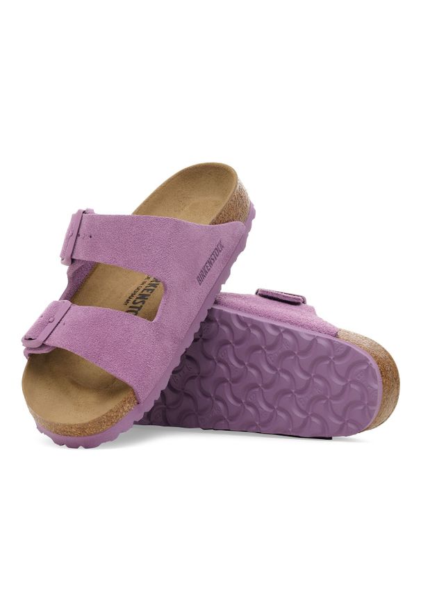 Birkenstock Arizona Suede Leather Klapki damskie. Okazja: na co dzień. Kolor: różowy. Materiał: zamsz, skóra. Wzór: paski. Styl: casual, elegancki, wakacyjny, klasyczny