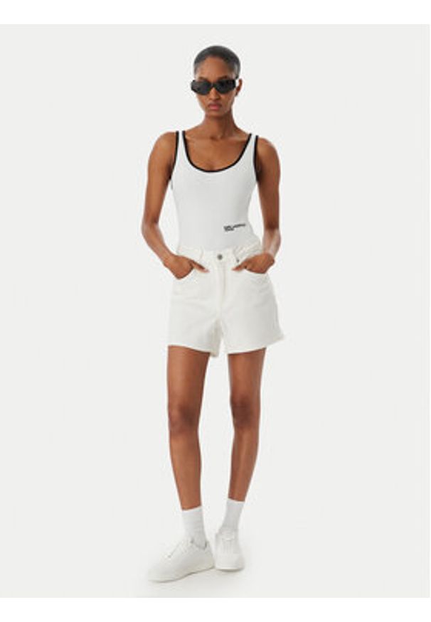 Karl Lagerfeld Jeans Szorty jeansowe B2W10066 Biały Regular Fit. Kolor: biały. Materiał: bawełna