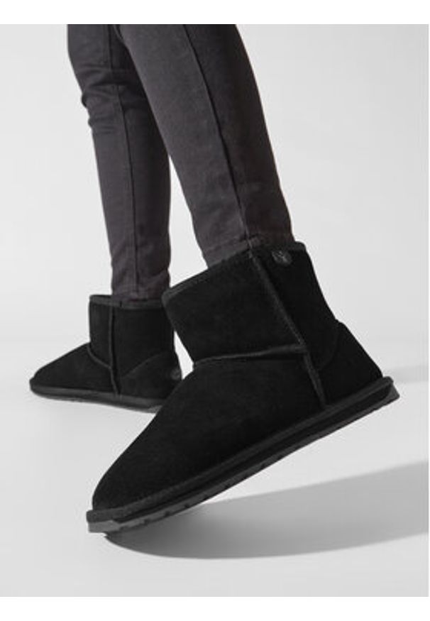 EMU Australia Śniegowce Wallaby Mini Teens T10103 Czarny. Kolor: czarny. Materiał: skóra