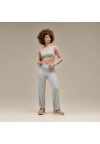 Ugg - Klapki damskie UGG Goldenstar Clog. Kolor: beżowy