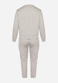 Born2be - Szary Komplet Dresowy z Bawełną Bluza i Spodnie Joggery Ette. Kolor: szary. Materiał: dresówka, bawełna
