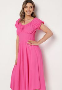 Born2be - Fuksjowa Sukienka z Bawełną Typu Hiszpanka z Ozdobnymi Bufkami Lunaleia. Okazja: na co dzień. Typ kołnierza: dekolt hiszpanka. Kolor: różowy. Materiał: bawełna. Styl: casual, elegancki, klasyczny #4