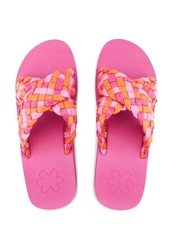 Flip*Flop - Klapki plażowe damskie Flip Flop Wedgy Cross. Okazja: na plażę. Kolor: różowy. Sezon: lato. Styl: sportowy