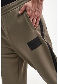 Armani Exchange - Spodnie dresowe męskie ARMANI EXCHANGE. Materiał: dresówka #2